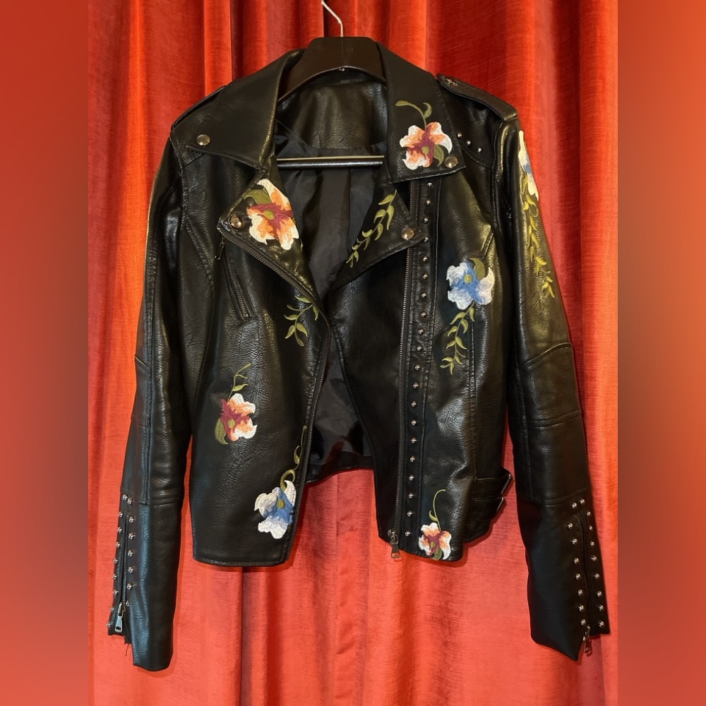 Floral Embroidered Black Faux Leather Jacket XXL